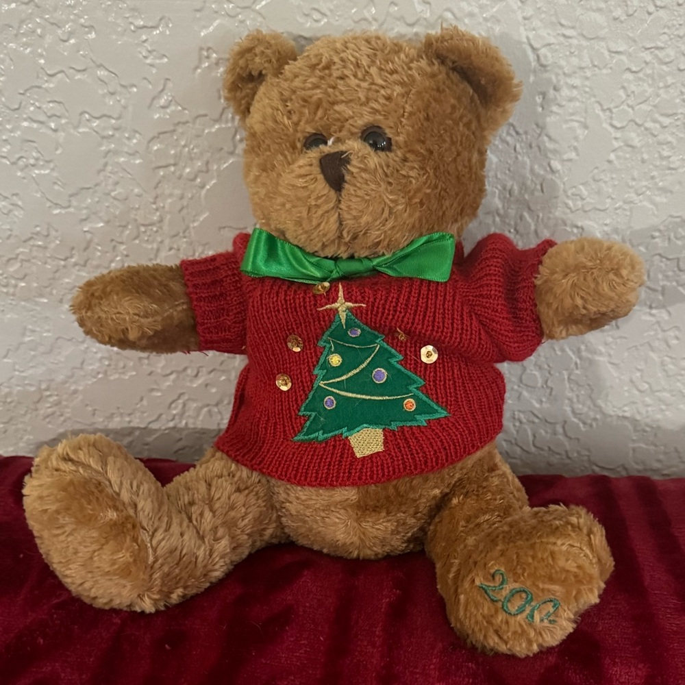 2003 Barnes & Noble Christmas Bear